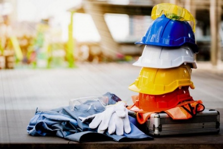 Comment choisir vos v&ecirc;tements de travail &agrave; Haisnes ?